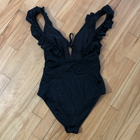 Bathing suit - Picture 2 of 2